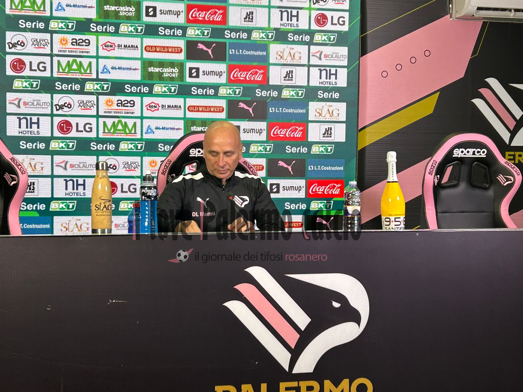 c4f0a318-1c08-4c9b-bd80-8f2be96b0461 (1)