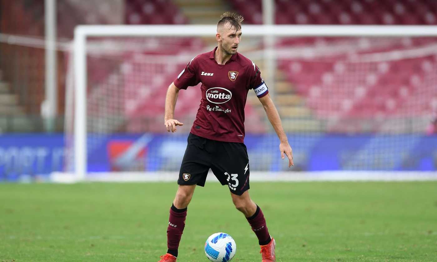 gyomber.salernitana.2021.2022.imposta.1400x840