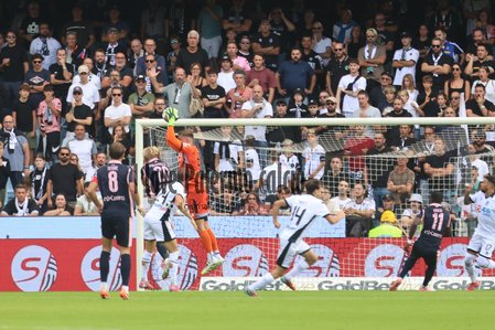 cesena palermo1-0 primo tempo (19) Mangraviti segre Klinsmann