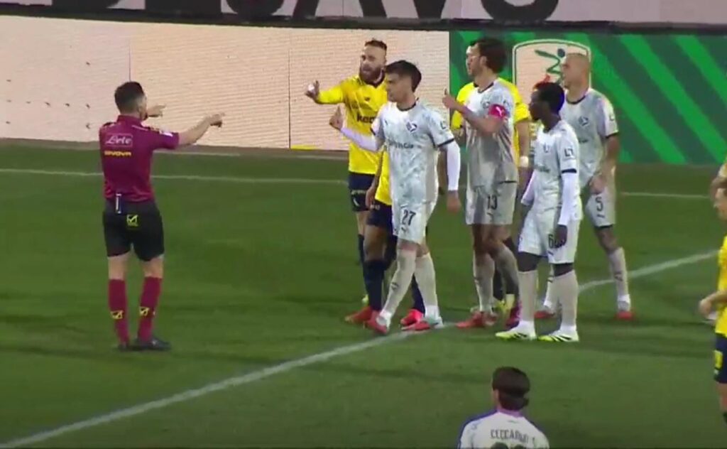 22865db7-eb46-4fbe-97f3-9b3841c0805f