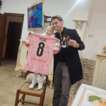 Palermo, Segre abbraccia Alessia: il cuore rosanero più forte del male