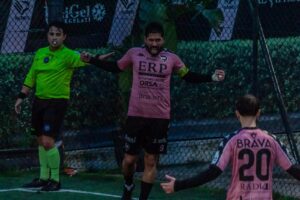 A0477EB5-E5B6-42C6-A01F-80529CC176C5