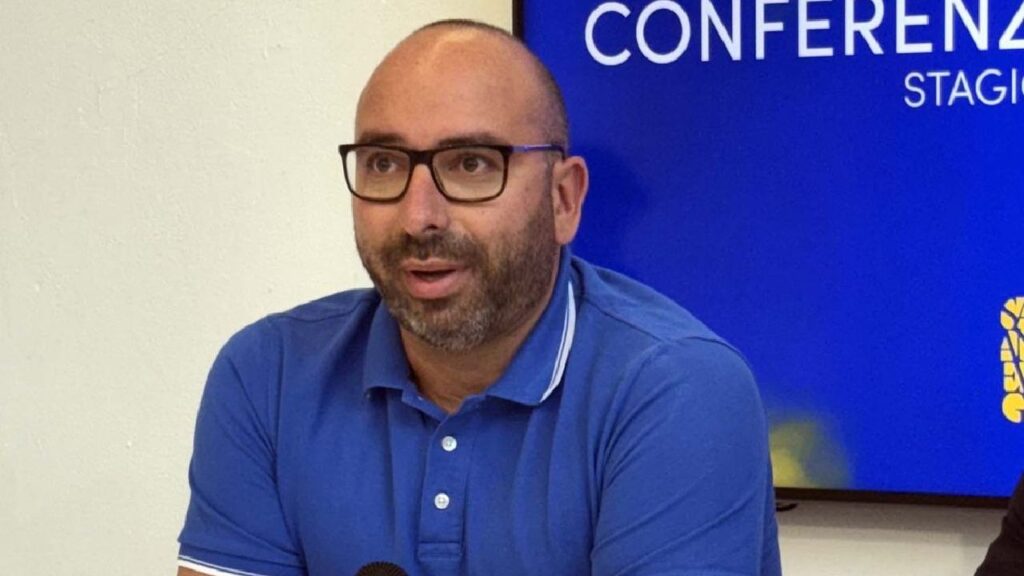 ds-pasciuti-carrarese-copertina