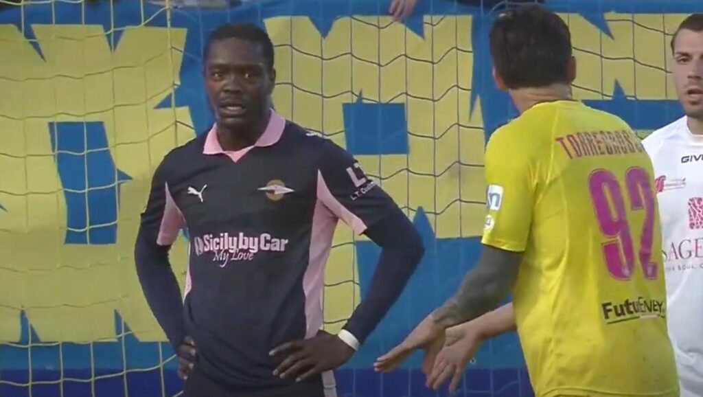 43dad2b5-5aee-459a-9229-f3a35b9b5a3e