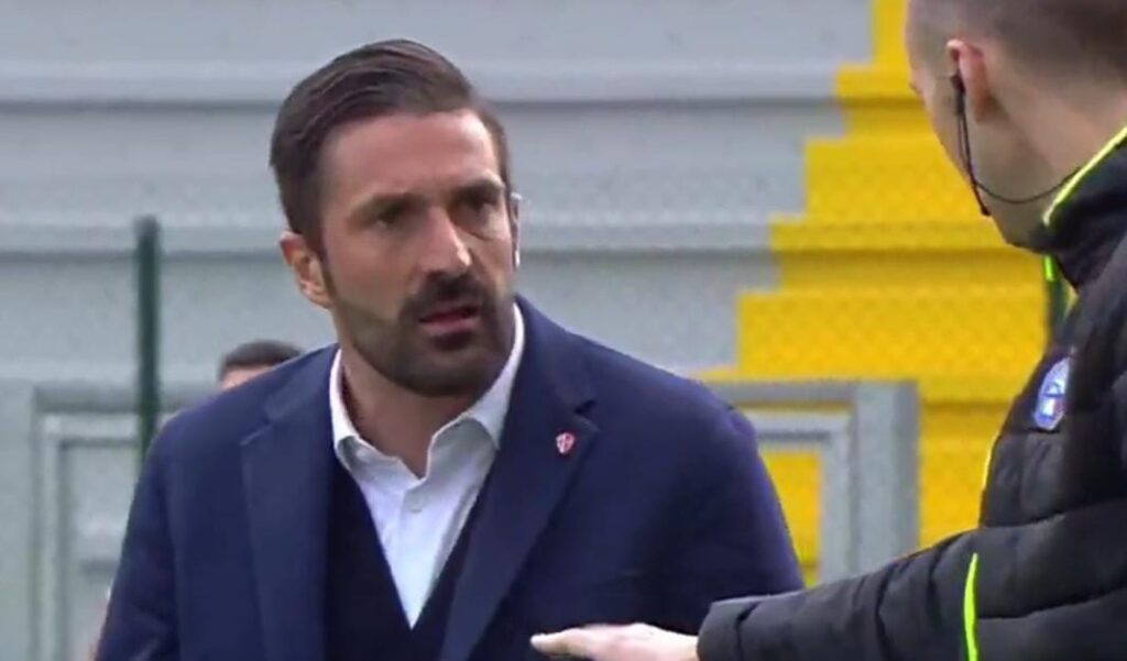 8e6153c7-9b0b-43ee-943d-77cb5b9a1779