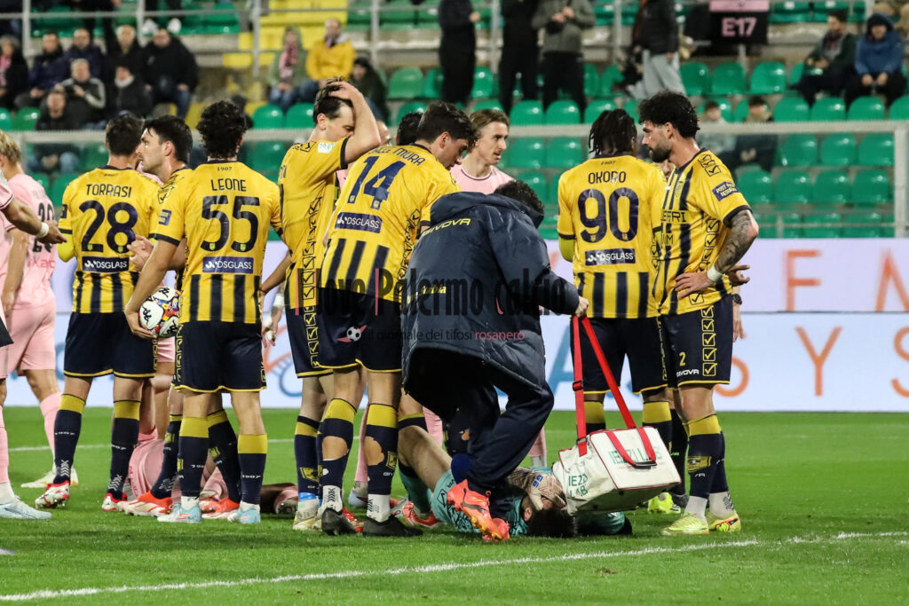 Palermo Juve Stabia 2-2 (20) leone dalle mura okoro torrasi confente