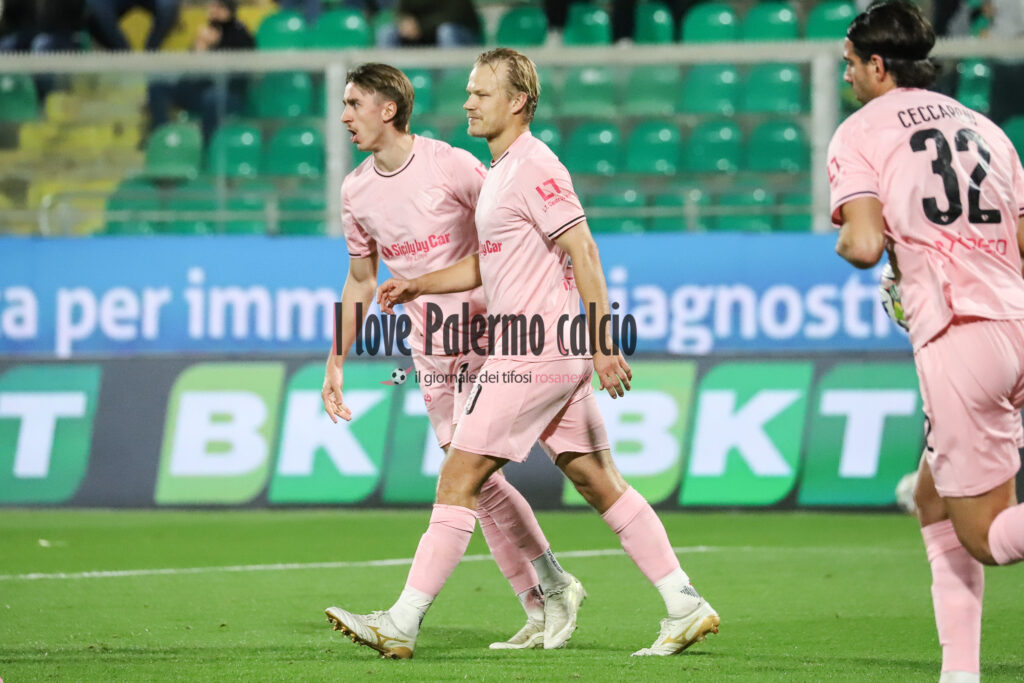 Palermo Juve Stabia 2-2 (31) pohjanpalo johnsen ceccaroni