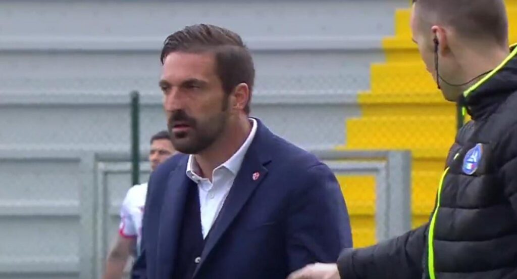 dbf9560b-28be-41ec-b77b-889e8fd0c564