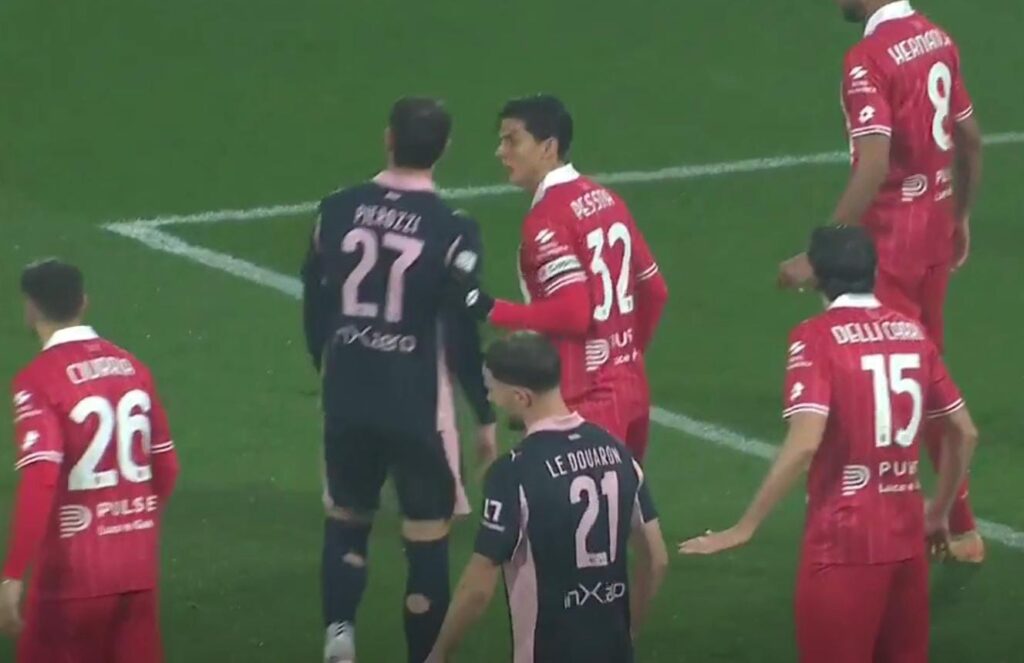 e9c65d7f-a62a-4779-8c4a-2a06641036ad