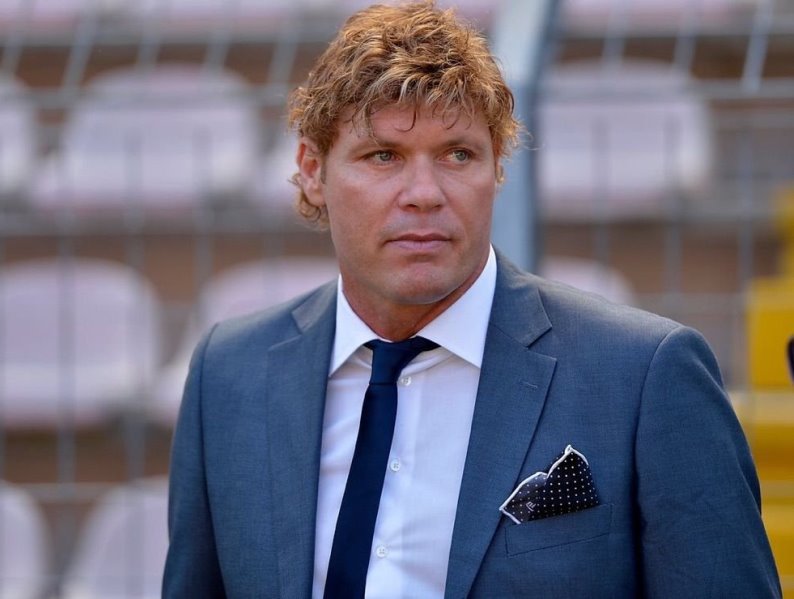 CREATOR: gd-jpeg v1.0 (using IJG JPEG v62), quality = 85