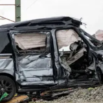 Manninger, tragedia al passaggio a livello: le immagini dell’incidente choc