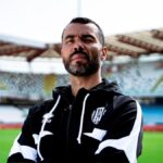 ashley-cole-e-il-nuovo-allenatore-del-cesena-dopo-l-esonero-di-mignani-ma-la-partenza-e-tutta-in-salita