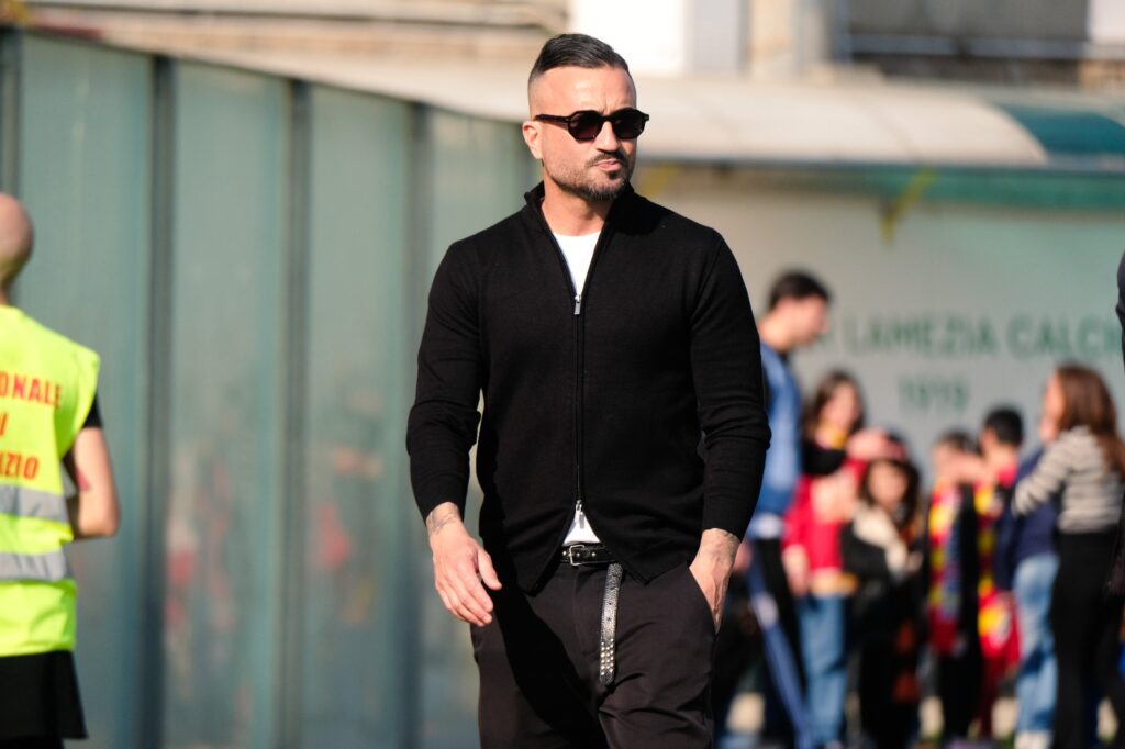 e2d882cf-174e-4c5a-bf43-0a5ae8828ff9