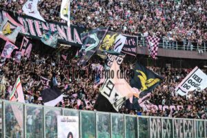 Palermo Catanzaro 2-0 Logo Play (148)