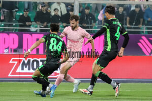 Palermo Catanzaro 2-0 Logo Play (15)