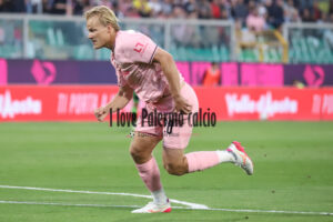 Palermo Catanzaro 2-0 Logo Play (5)