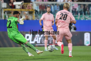 Palermo Catanzaro 2-0 Logo Play (6)