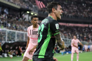 Palermo Catanzaro 2-0 Logo Play (64)