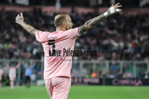 Palermo Catanzaro 2-0 Logo Play (68)