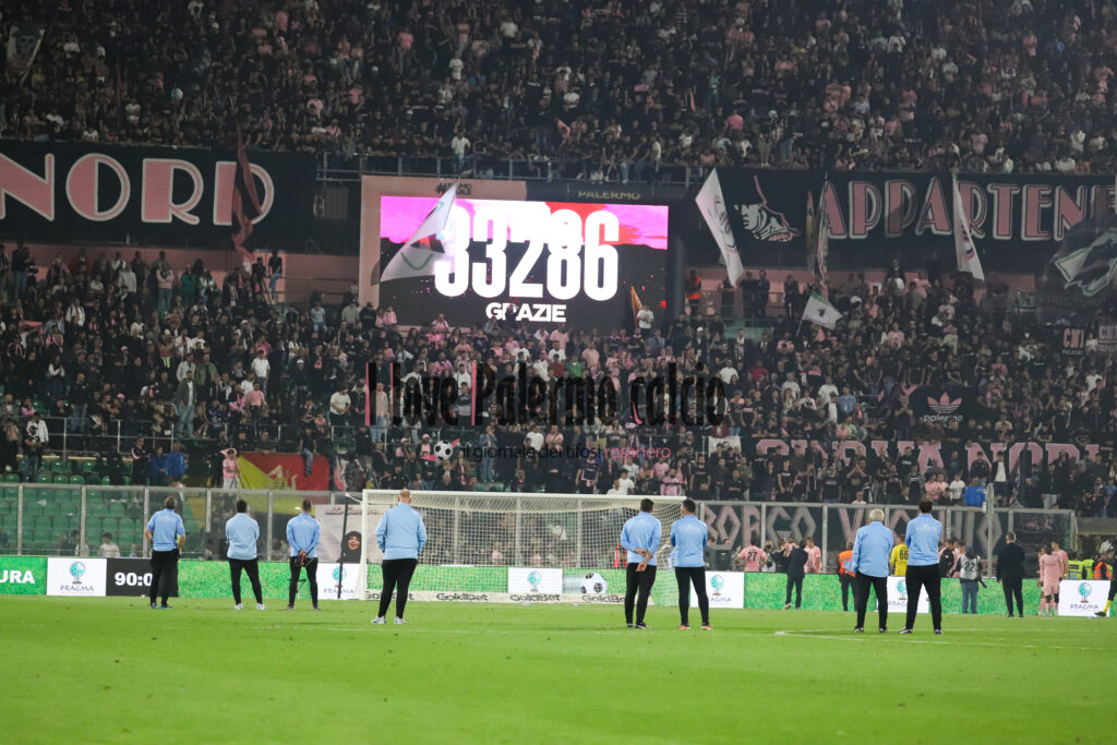 Palermo Catanzaro 2-0 Logo Play (86)