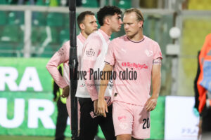 Palermo Catanzaro 2-0 Logo Play (93)