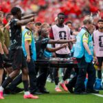 Koné, infortunio choc ai Mondiali: lacrime in campo e corsa in ospedale