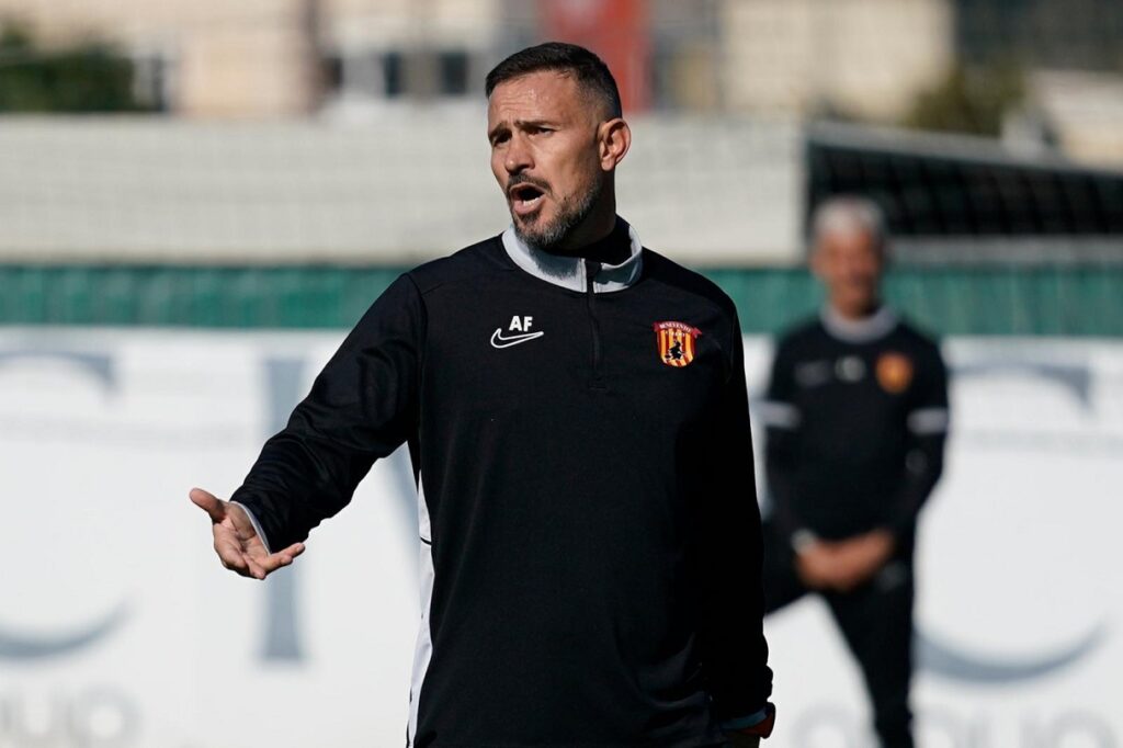 antonio-floro-flores-allenatore-benevento-lps
