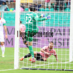 Serie B, risultati e classifica: Vavassori trascina il Palermo in vetta. Benevento corsaro, pari Cremonese-Entella