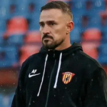 Benevento, Floro Flores: «Verdi ha una qualità immensa e vuole togliersi qualche sassolino dalle scarpe. Tumminello può giocare»