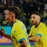 Serie A, il Frosinone supera il Sassuolo in una gara ricca di gol. La classifica aggiornata