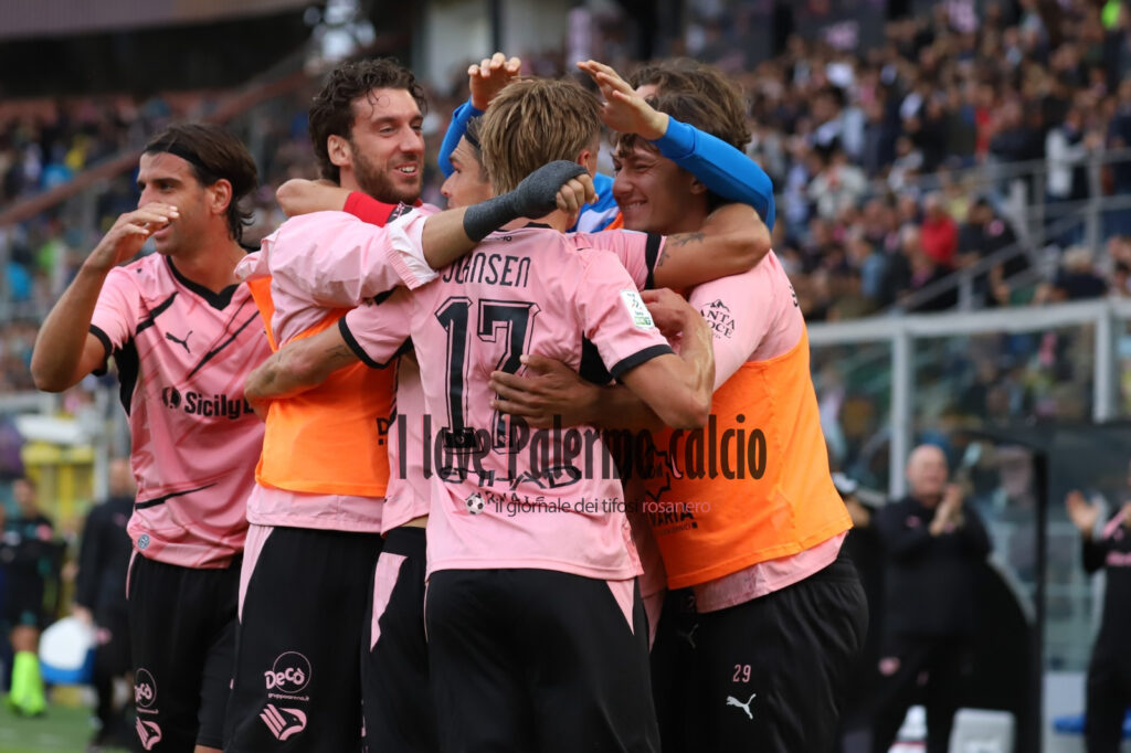 palermo carrarese 1-0 primo tempo gol (3)