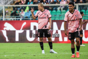 palermo carrarese 2-1 (76)